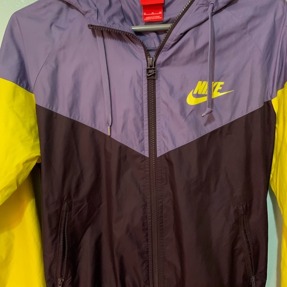 Nike windbreaker - Picture 3 of 5